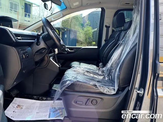 Hyundai Staria 2023 2.2 АКПП, миниатюра 7