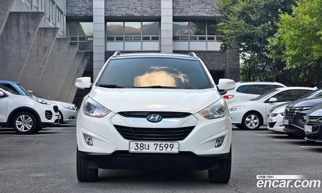 Hyundai Tucson 2010 2.0 АКПП, миниатюра 2