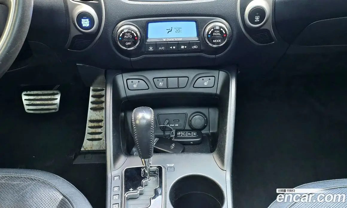 Hyundai Tucson 2010 2.0 АКПП, фото 13
