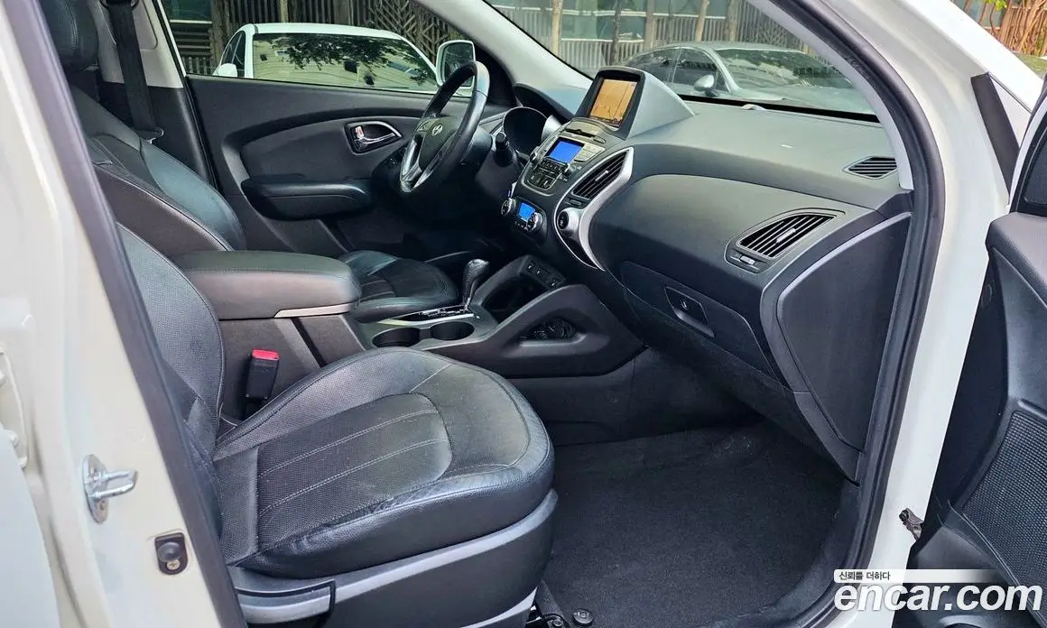 Hyundai Tucson 2010 2.0 АКПП, фото 16