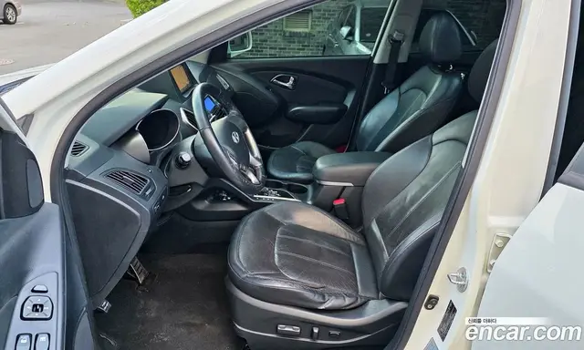 Hyundai Tucson 2010 2.0 АКПП, миниатюра 8