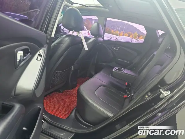 Hyundai Tucson 2010 2.0 АКПП, миниатюра 8