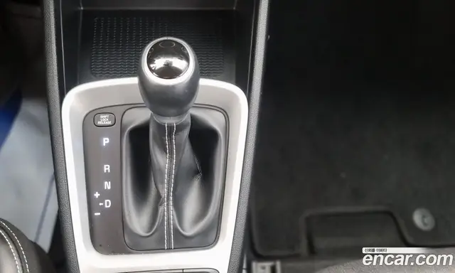 Hyundai Venue 2019 1.6 АКПП, миниатюра 9