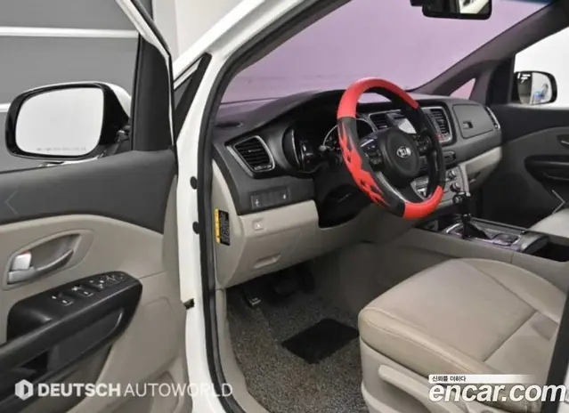 Kia Carnival 2015 2.2 АКПП, миниатюра 11 Kia Carnival 2015 2.2 АКПП, миниатюра 11