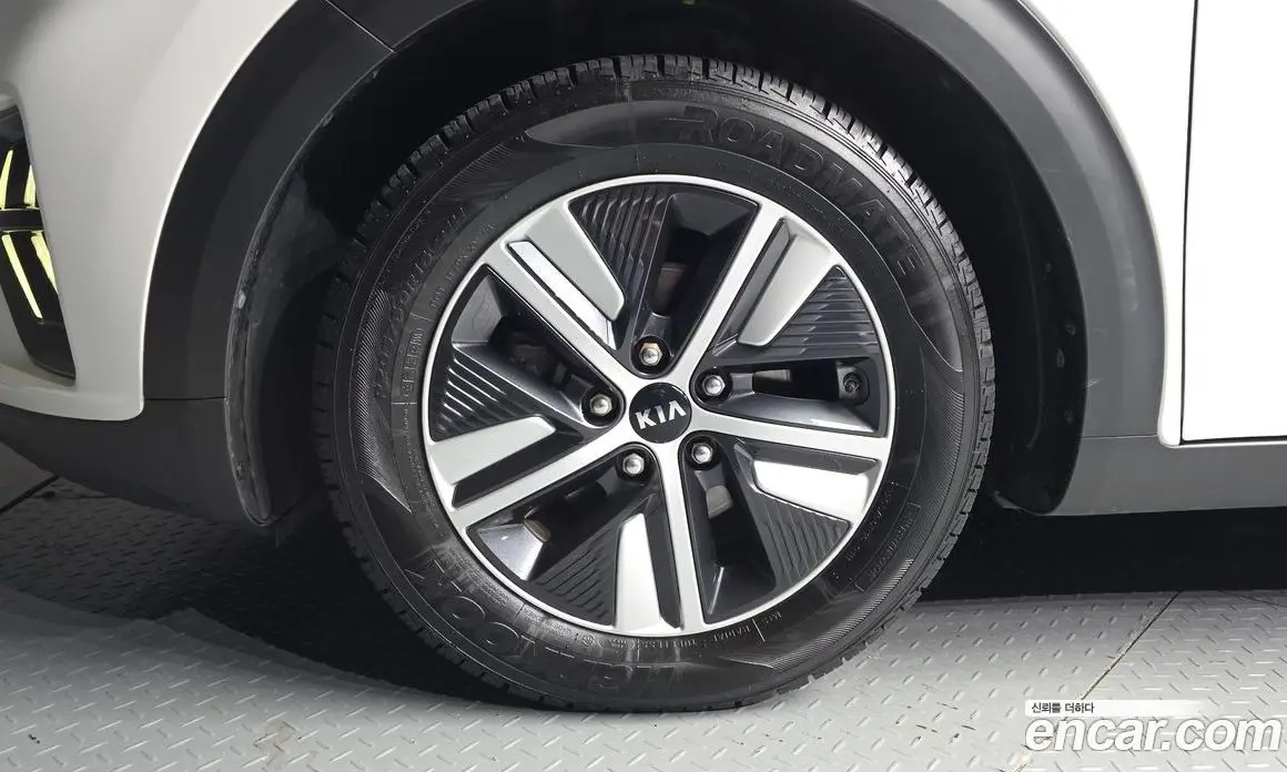 Kia Niro 2019 1.6 АКПП, фото 5 Kia Niro 2019 1.6 АКПП, фото 5