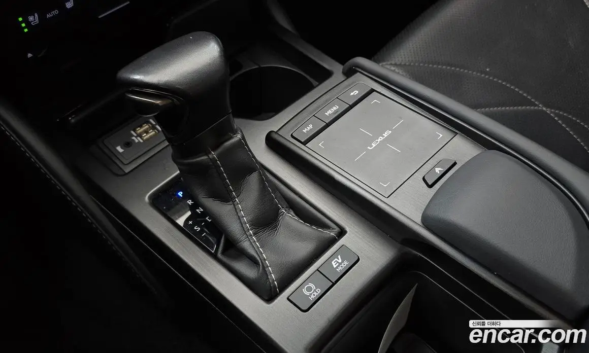 Lexus ES 2018 2.5 АКПП, фото 9