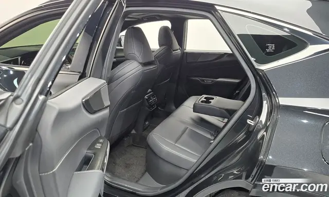 Lexus NX 2023 2.5 АКПП, миниатюра 11 Lexus NX 2023 2.5 АКПП, миниатюра 11