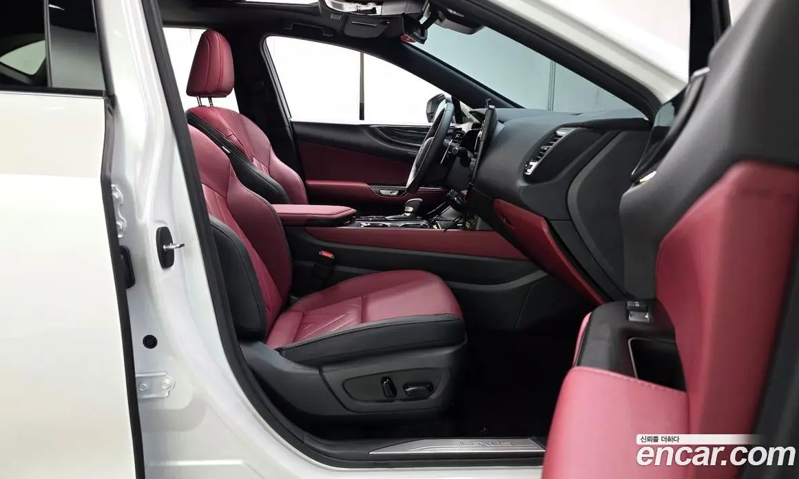 Lexus NX 2025 2.5 АКПП, фото 16