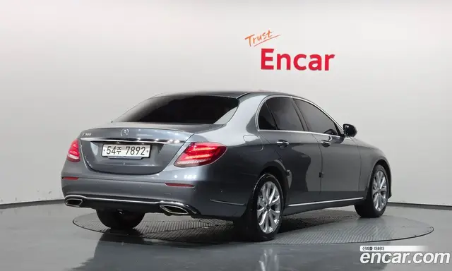 Mercedes-Benz E-Class 2018 2.0 АКПП, миниатюра 2
