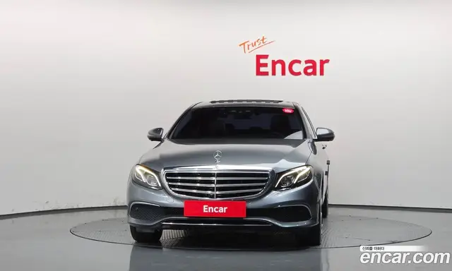 Mercedes-Benz E-Class 2018 2.0 АКПП, миниатюра 3