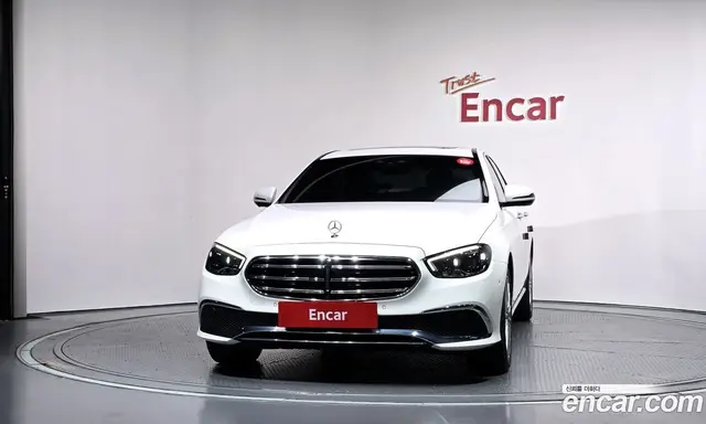 Mercedes-Benz E-Class 2021 1.9 АКПП, миниатюра 3