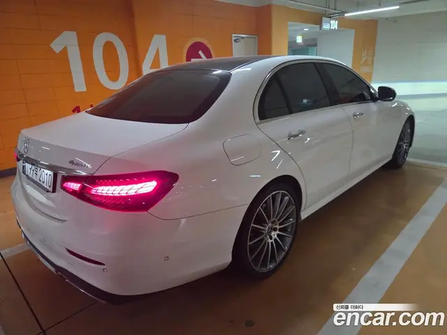Mercedes-Benz E-Class 2021 2.0 АКПП, миниатюра 2