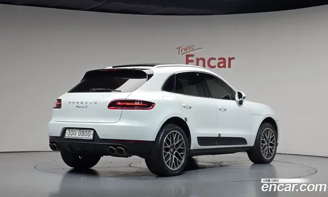 Porsche Macan, 2016, 109 747 км