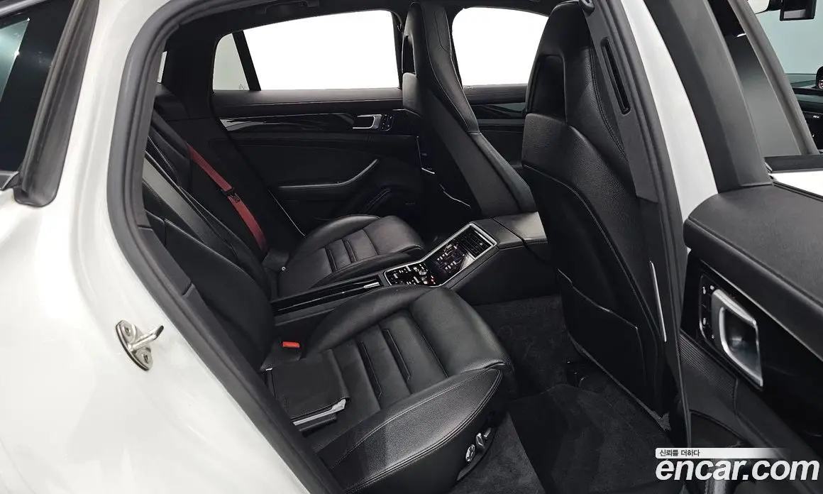 Porsche Panamera 2018 3.0 АКПП, фото 17