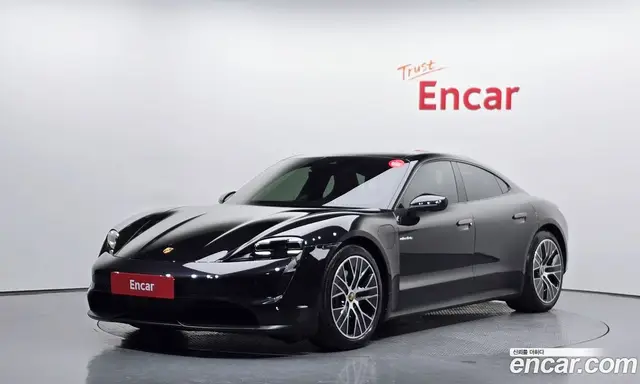 Porsche Taycan, 2022, 62 197 км