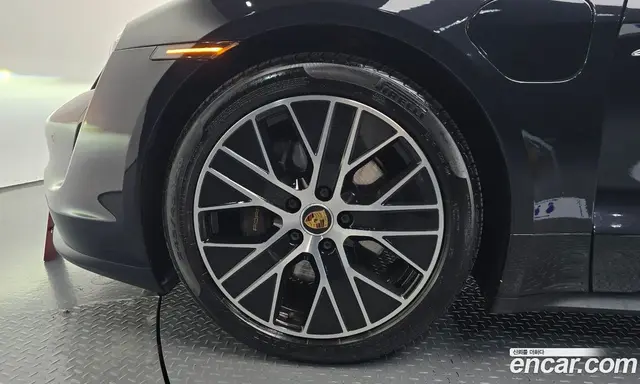 Porsche Taycan 2022 0.1 АКПП, миниатюра 5