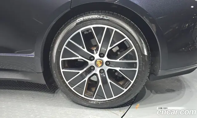 Porsche Taycan 2022 0.1 АКПП, миниатюра 7