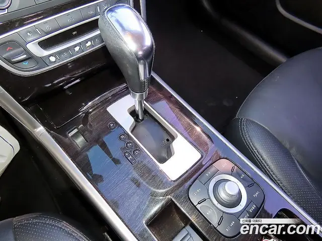 Renault (Samsung) SM5 2015 1.5 АКПП, миниатюра 10 Renault (Samsung) SM5 2015 1.5 АКПП, миниатюра 10