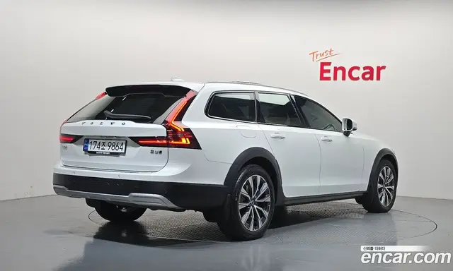 Volvo V90 2024 2.0 АКПП, миниатюра 2 Volvo V90 2024 2.0 АКПП, миниатюра 2