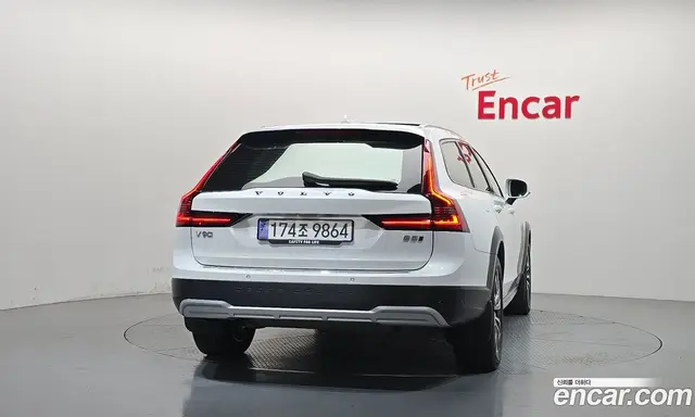 Volvo V90 2024 2.0 АКПП, миниатюра 4 Volvo V90 2024 2.0 АКПП, миниатюра 4