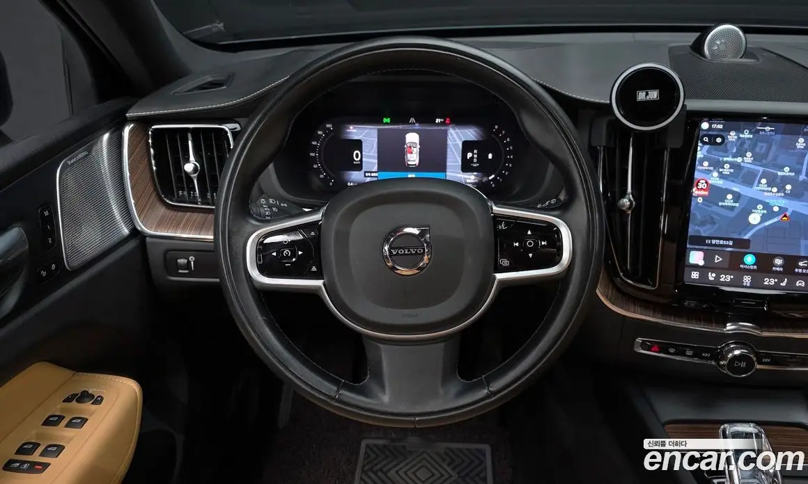 Volvo XC60 2022 2.0 АКПП, фото 18