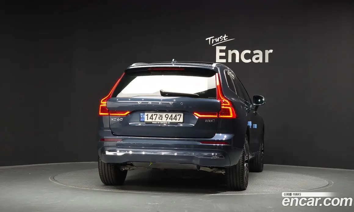 Volvo XC60 2022 2.0 АКПП, фото 3