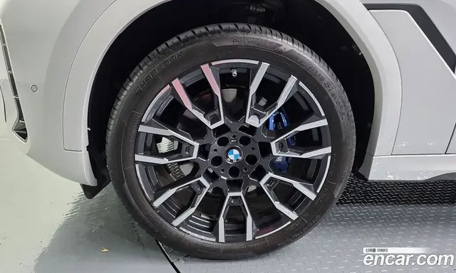BMW X6 2024 3.0 АКПП, миниатюра 4