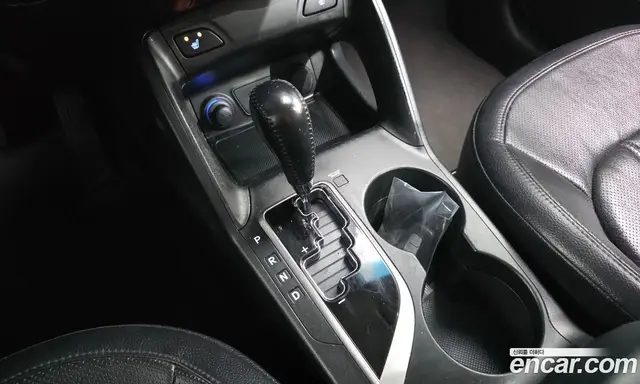 Hyundai Tucson 2012 2.0 АКПП, миниатюра 9