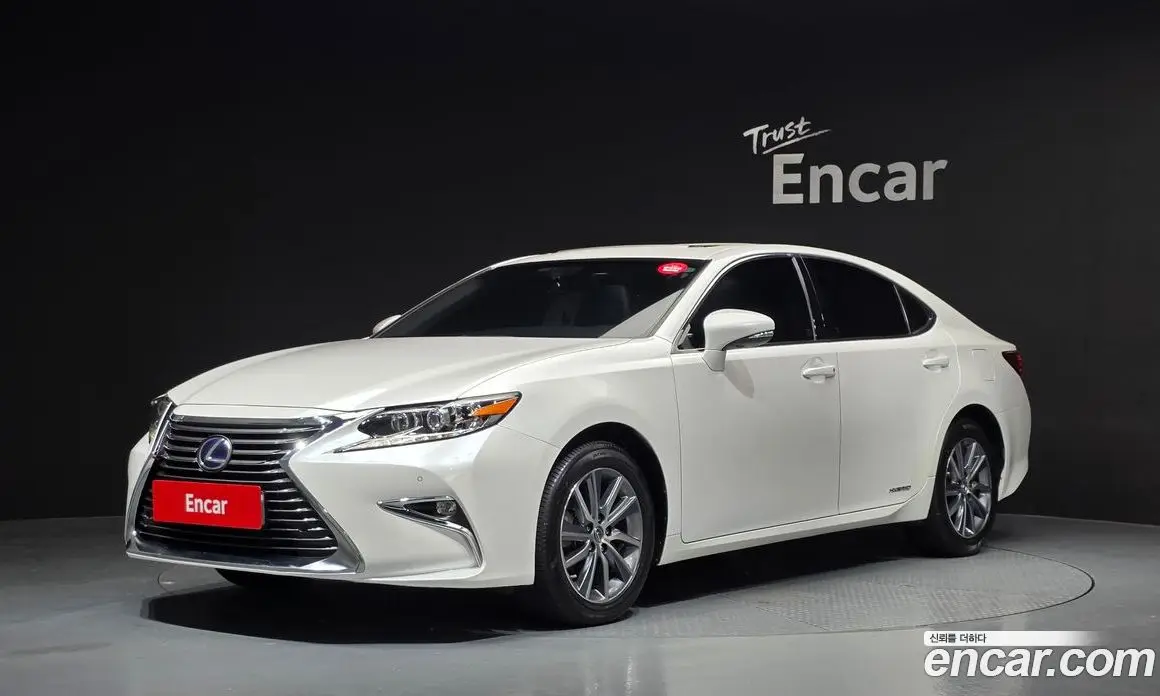 Lexus ES 2017 2.5 АКПП, фото 1 Lexus ES 2017 2.5 АКПП, фото 1