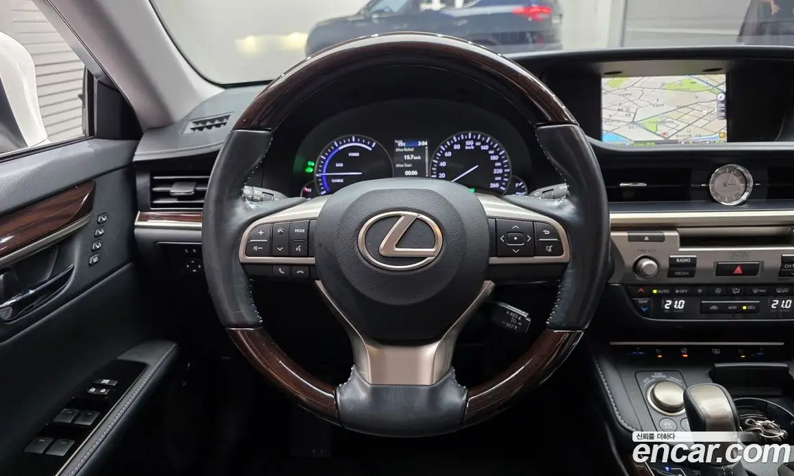 Lexus ES 2017 2.5 АКПП, фото 15 Lexus ES 2017 2.5 АКПП, фото 15