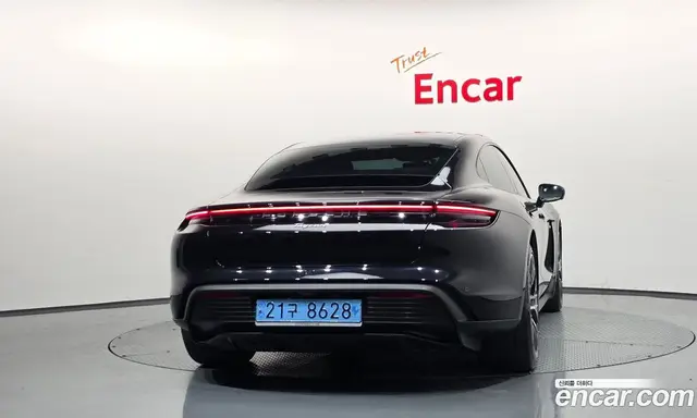 Porsche Taycan 2022 0.1 АКПП, миниатюра 4 Porsche Taycan 2022 0.1 АКПП, миниатюра 4