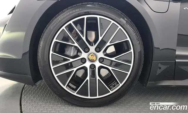 Porsche Taycan 2022 0.1 АКПП, миниатюра 5 Porsche Taycan 2022 0.1 АКПП, миниатюра 5