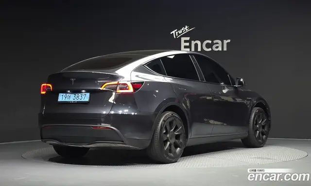 Tesla Model Y 2025 0.2 АКПП, миниатюра 2 Tesla Model Y 2025 0.2 АКПП, миниатюра 2