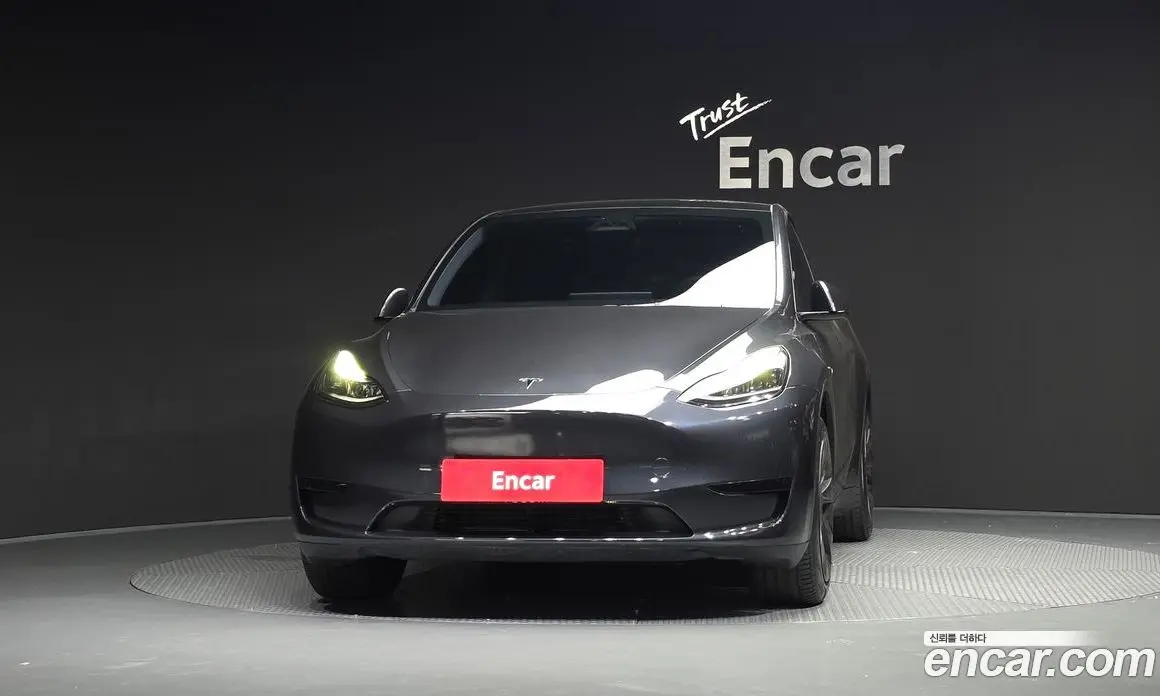 Tesla Model Y 2025 0.2 АКПП, фото 3 Tesla Model Y 2025 0.2 АКПП, фото 3