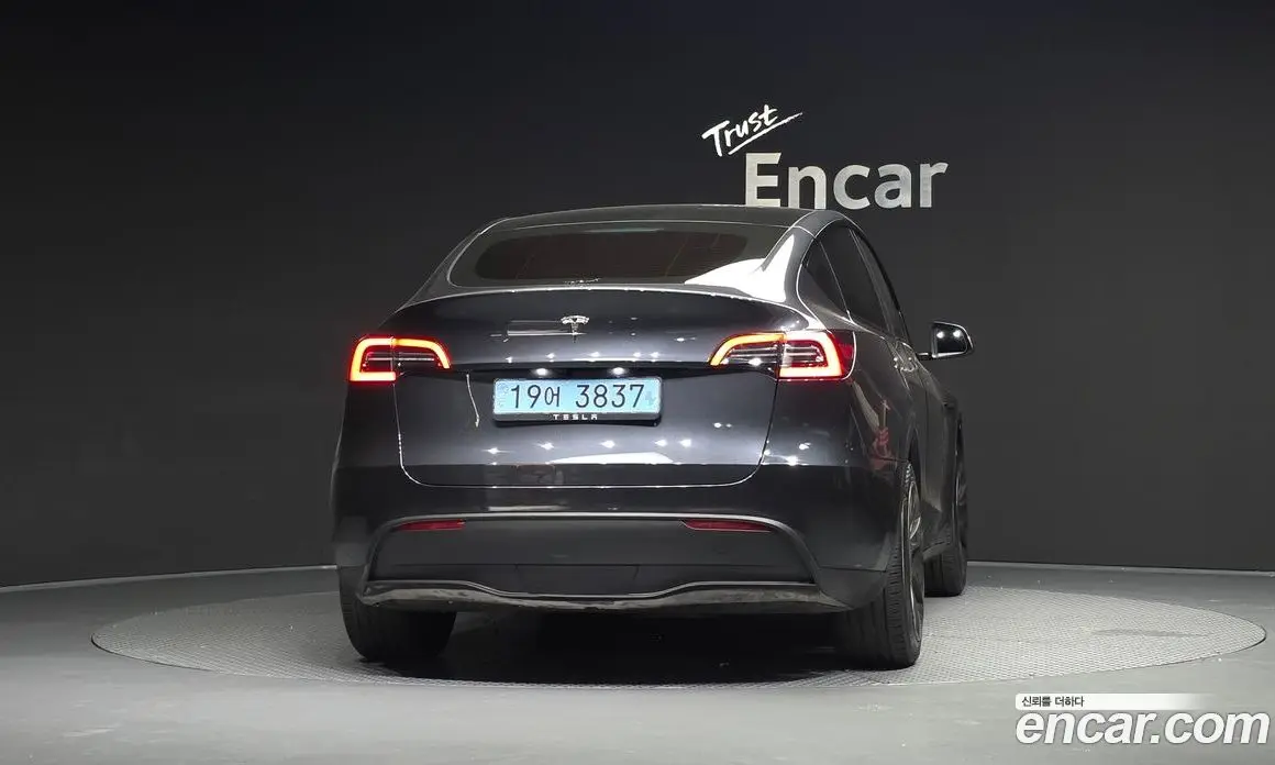 Tesla Model Y 2025 0.2 АКПП, фото 4 Tesla Model Y 2025 0.2 АКПП, фото 4