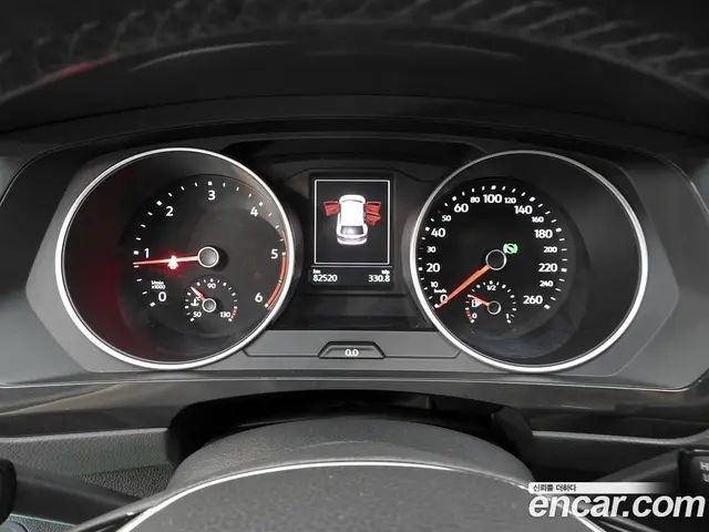 Volkswagen Tiguan 2018 2.0 АКПП, миниатюра 8