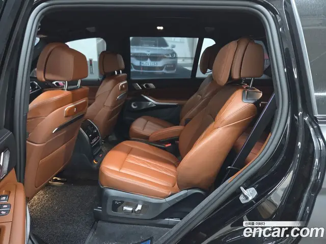 BMW X7 2025 4.4 АКПП, миниатюра 7