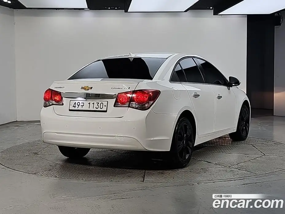 Chevrolet Cruze 2014 1.8 АКПП, фото 4 Chevrolet Cruze 2014 1.8 АКПП, фото 4
