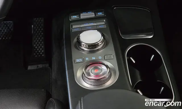 Genesis GV70 2022 2.5 АКПП, миниатюра 9