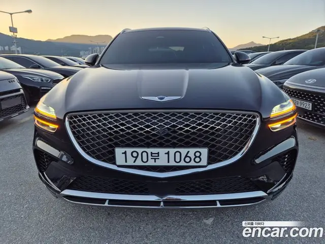 Genesis GV70, 2022, 55 151 км