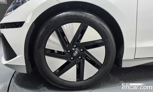 Hyundai Ioniq 6 2022 0.1 АКПП, миниатюра 5 Hyundai Ioniq 6 2022 0.1 АКПП, миниатюра 5