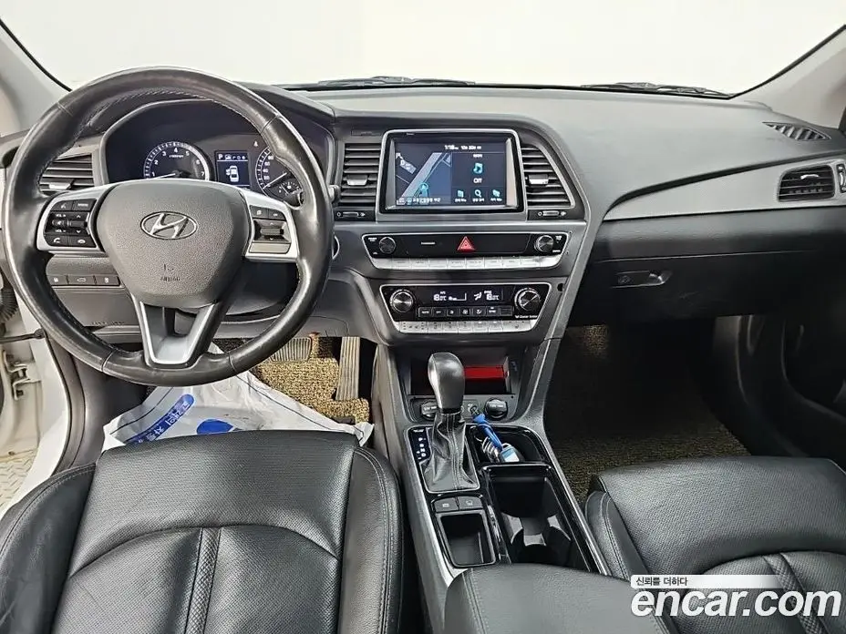 Hyundai Sonata 2018 2.0 АКПП, фото 5