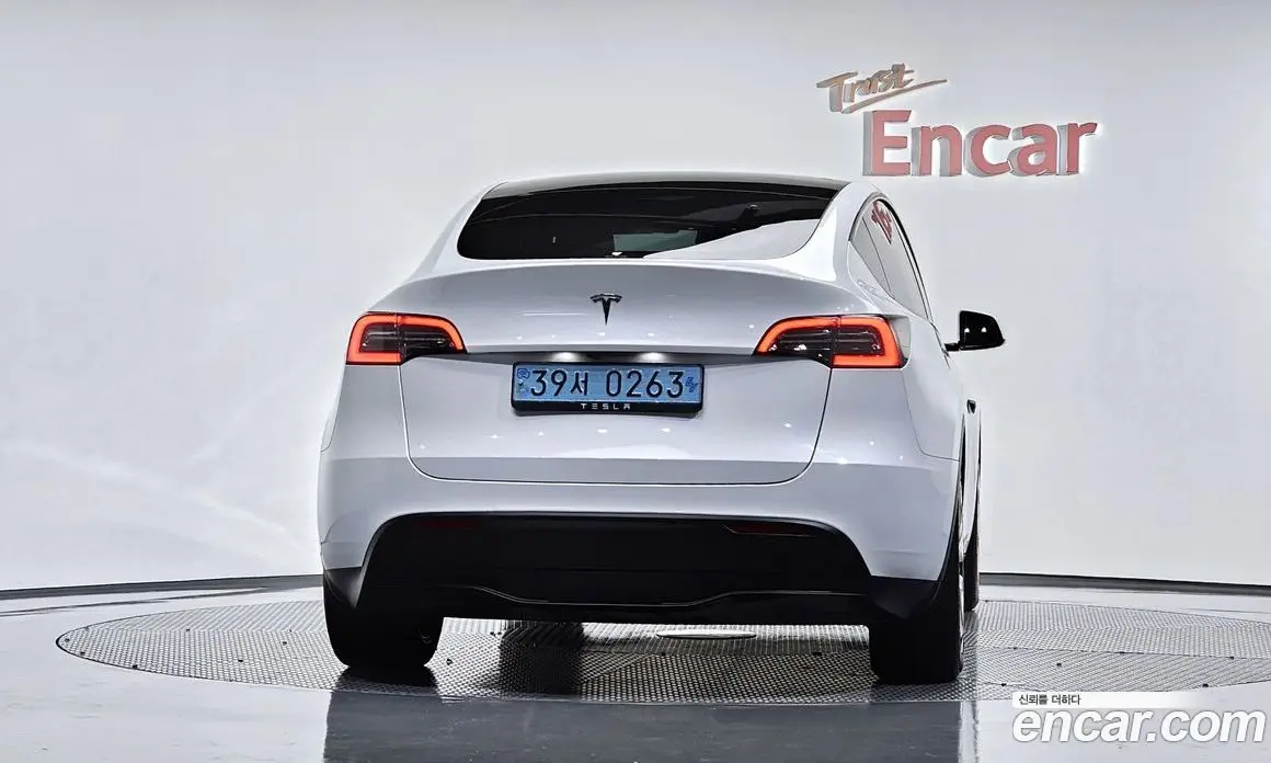 Tesla Model Y 2023 0.2 АКПП, фото 3 Tesla Model Y 2023 0.2 АКПП, фото 3