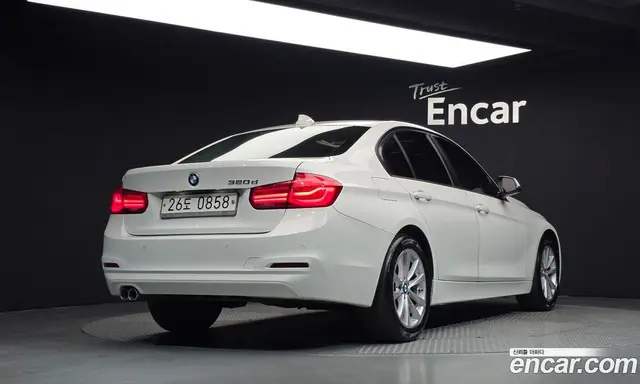 BMW 3 серия 2016 2.0 АКПП, миниатюра 2