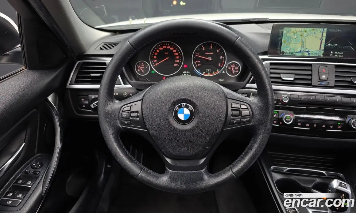 BMW 3 серия 2016 2.0 АКПП, фото 13