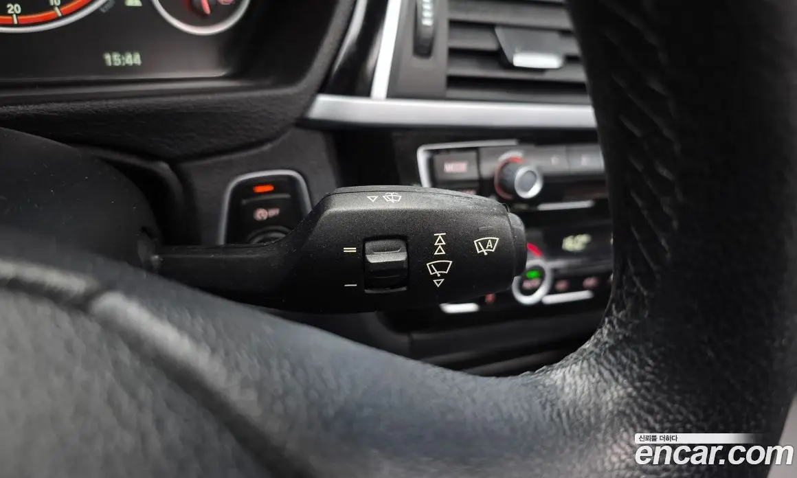 BMW 3 серия 2016 2.0 АКПП, фото 19
