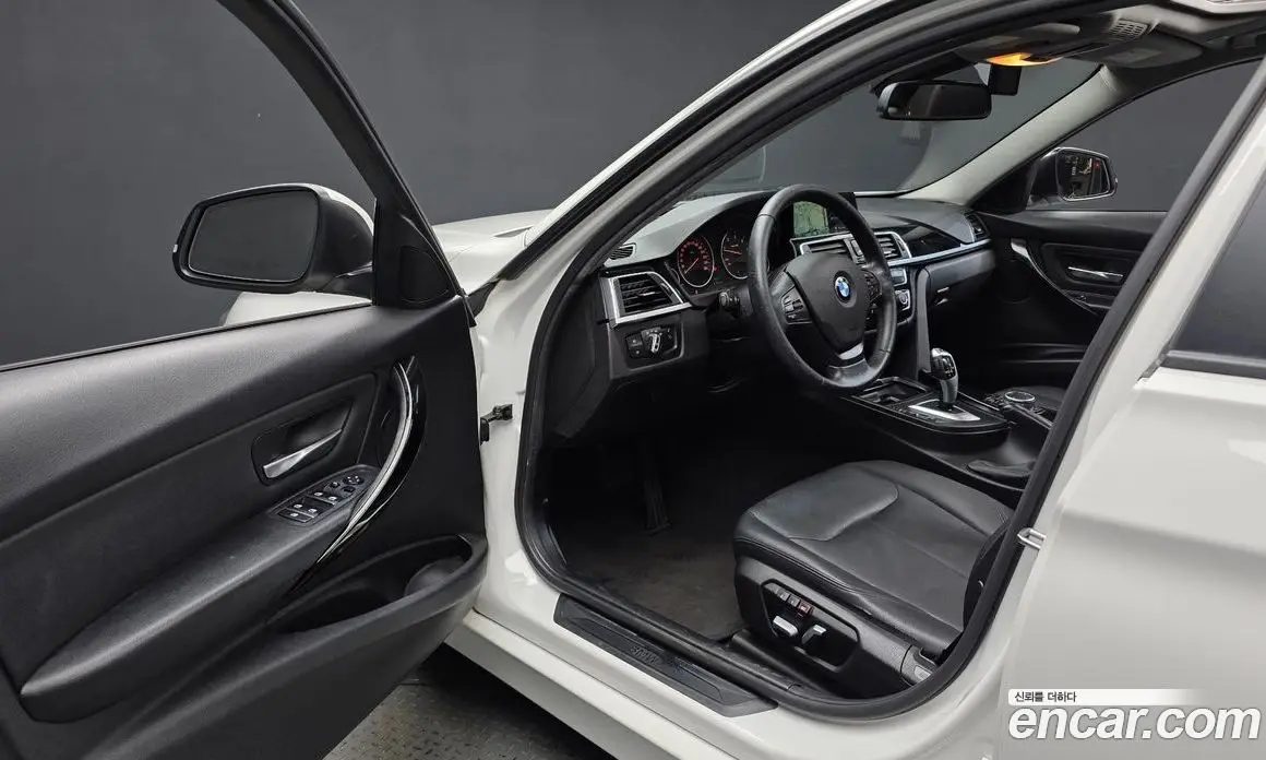 BMW 3 серия 2016 2.0 АКПП, фото 10
