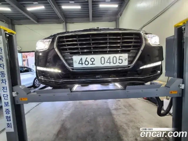 Genesis EQ900, 2016, 118 972 км