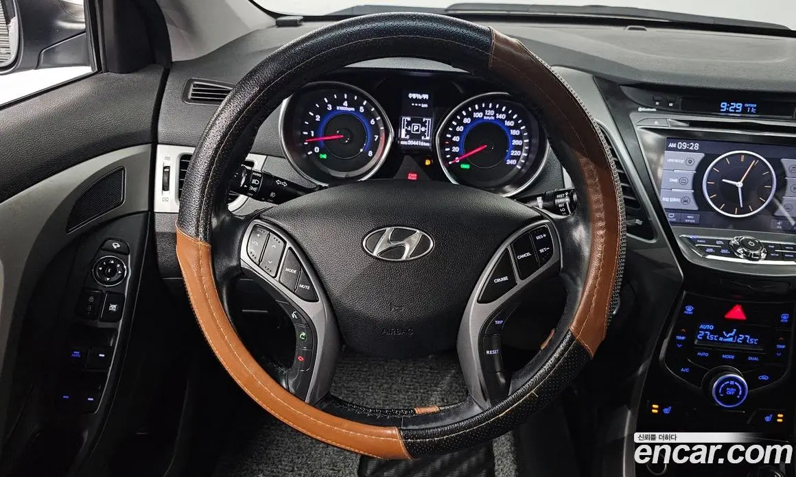 Hyundai Avante 2014 1.6 АКПП, фото 16