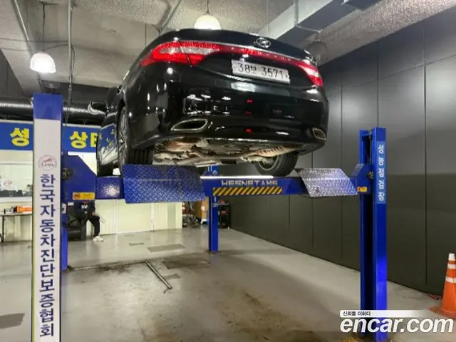Hyundai Grandeur 2013 3.0 АКПП, миниатюра 2 Hyundai Grandeur 2013 3.0 АКПП, миниатюра 2